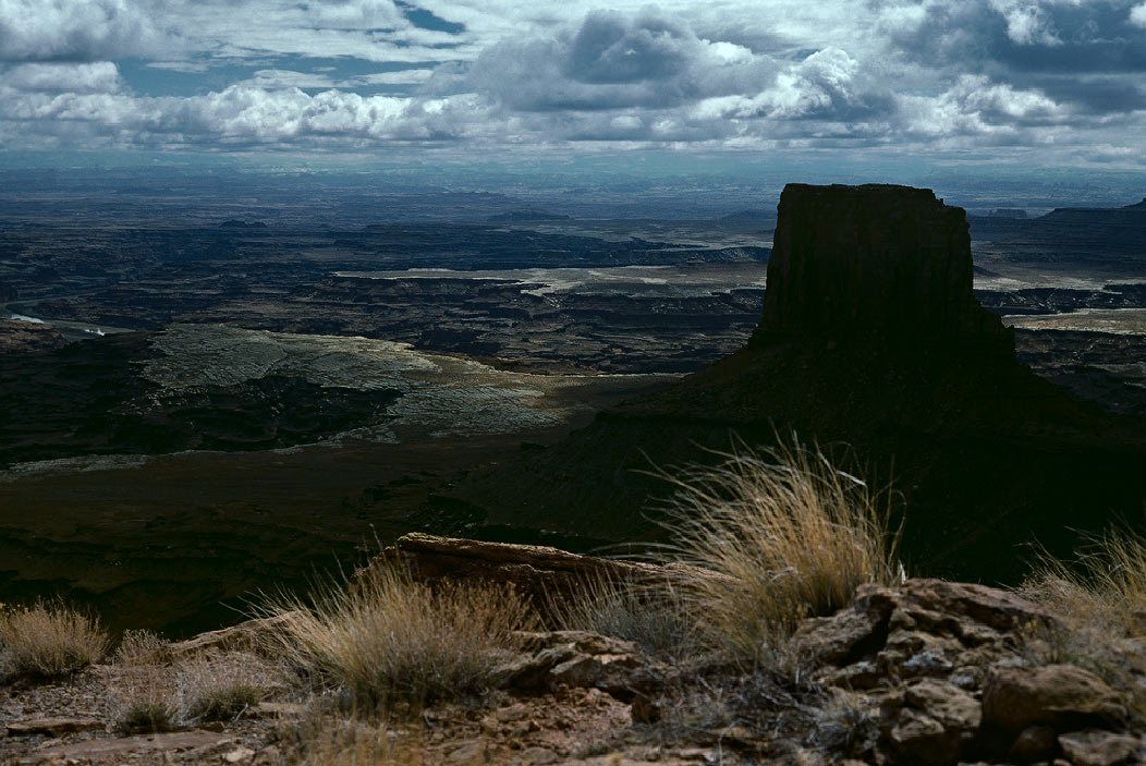 198701832 ©Tim Medley - Lathrop Canyon Trail, Island In the Sky, Canyonlands National Park, UT
