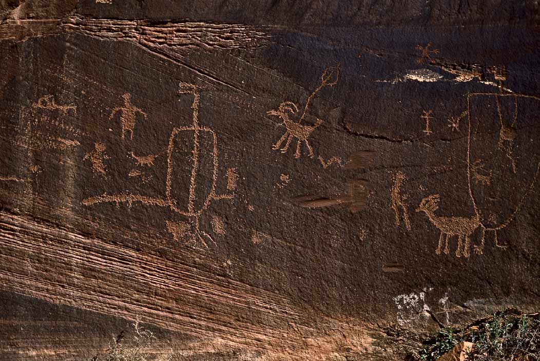 198702327 ©Tim Medley - Petroglyphs, UT
