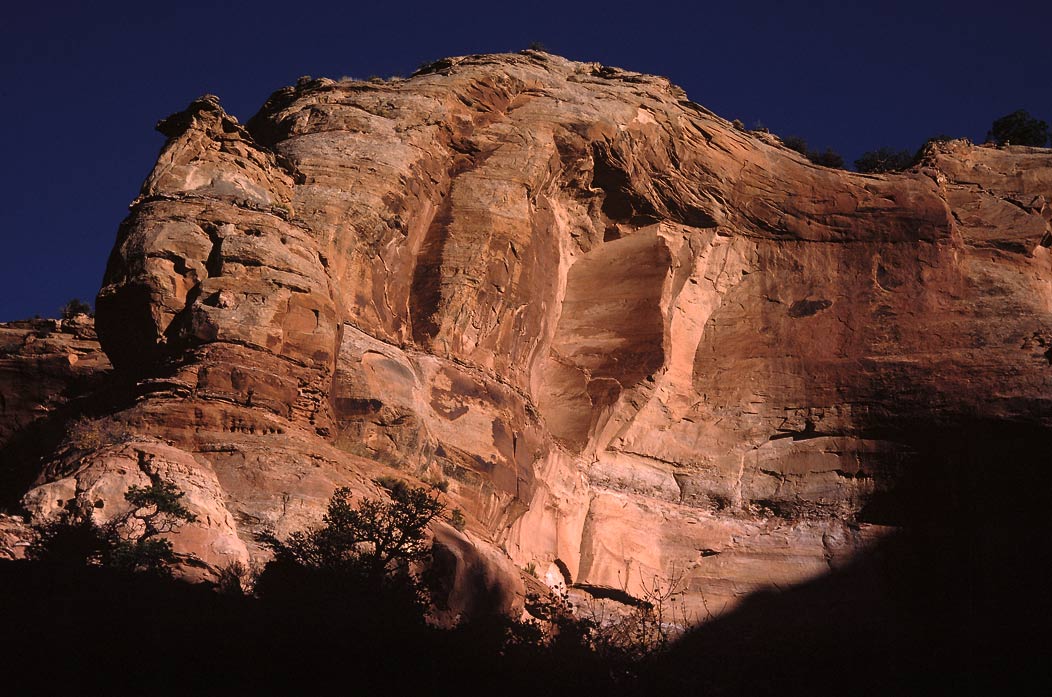 198711025 ©Tim Medley - Upheaval Canyon Trail, Island In the Sky, Canyonlands National Park, UT