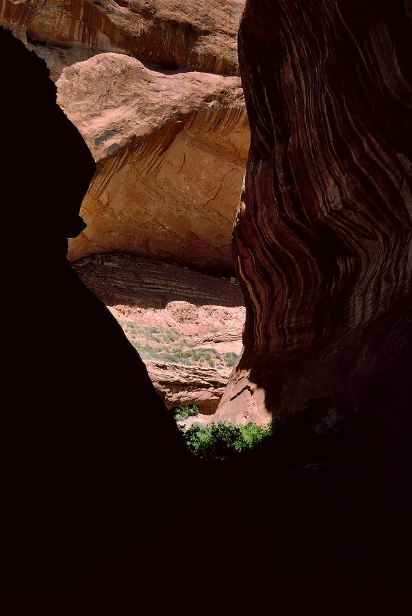 1993UT0227 &copy;Tim Medley - Hole-in-the-Rock Road, Glen Canyon NM, UT