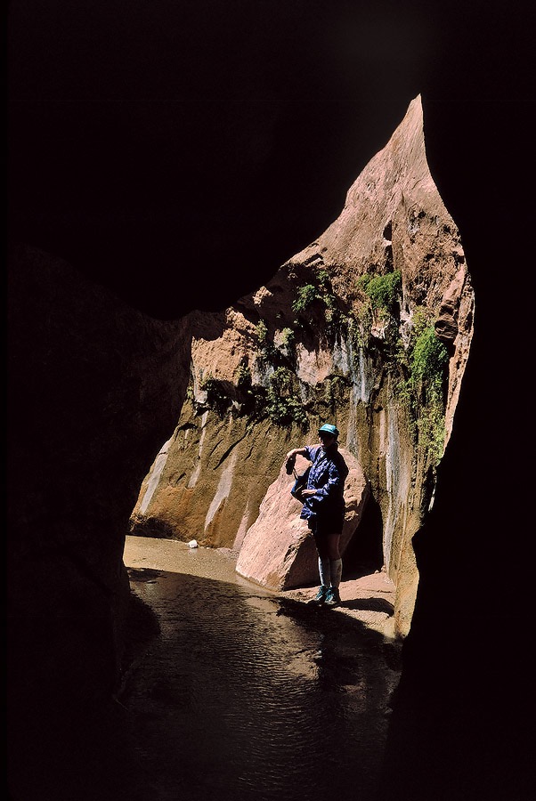 1993UT0236 &copy;Tim Medley - Hole-in-the-Rock Road, Glen Canyon NM, UT