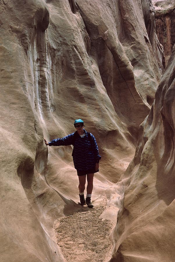 1993UT0316 &copy;Tim Medley - Hole-in-the-Rock Road, Glen Canyon NM, UT
